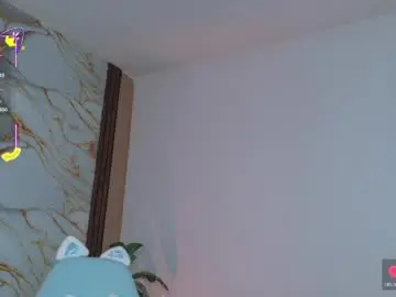 Chaturbate Live Sex Cam of ahvi_ebony