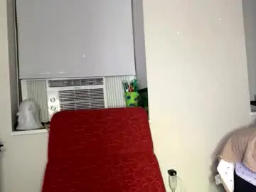 Chaturbate Live Sex Cam of xperiencepressure