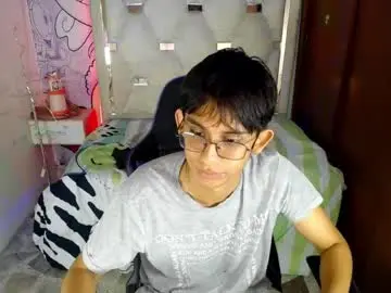 Chaturbate Live Sex Cam of zxvn_n