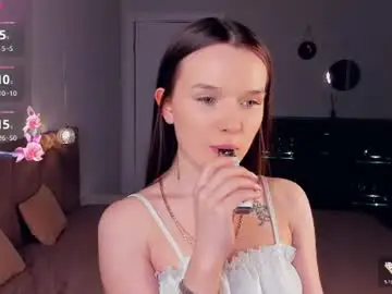Chaturbate Live Sex Cam of reginiasaccone
