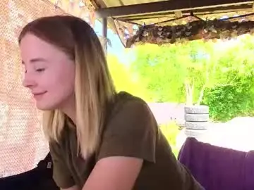Chaturbate Live Porn of merelin_gold