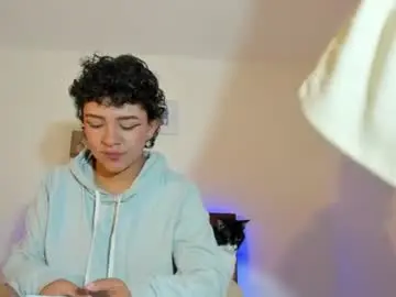 Chaturbate Live Sex Cam of kade_demi