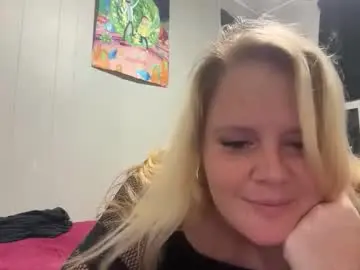 Chaturbate Watch Live Sex Cams of girthdaddy9