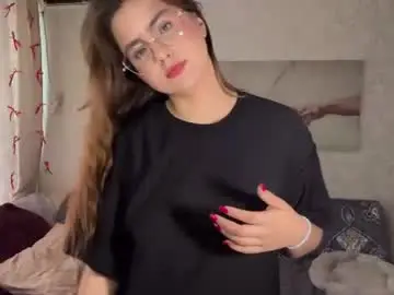 Chaturbate Best live sex cam show of helgadaoud