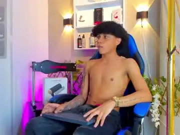 Chaturbate Sex Cam of _taylor_black