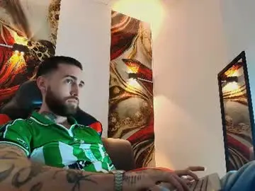 Chaturbate Adult Webcam of luke_davis01