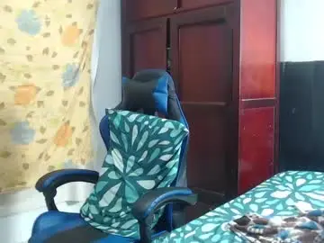 Chaturbate Live Sex of alice_julls