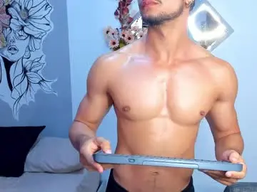 Chaturbate Free Live Porn of nolan_joness