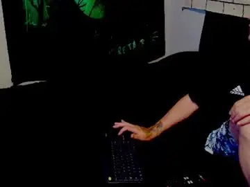 Chaturbate Live Sex Cam of shadowv5551