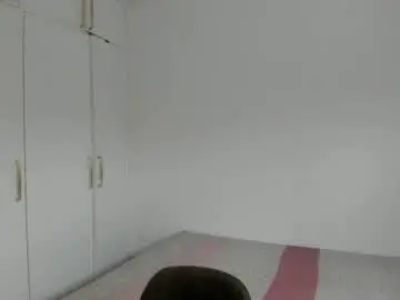 Chaturbate Live Sex Cam of lucacosta19