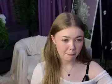 Chaturbate Free Porn Cam of _liilcrystal_