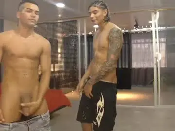 Chaturbate Live Sex Cam of boysgang_sex