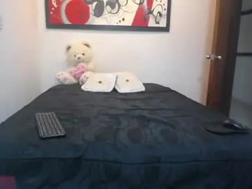 Chaturbate Sex Cam of andrescoll25