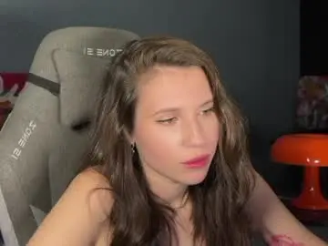 Chaturbate Live Sex Cam of honeyed_hazze