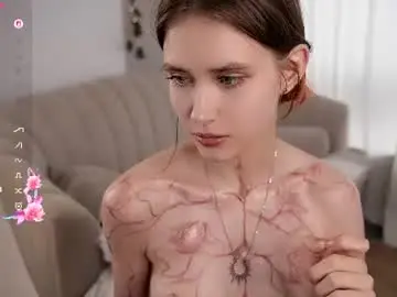 Chaturbate Live Porn of luciennestpierre