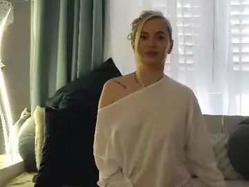 Chaturbate Adult Video Chat of orianawade