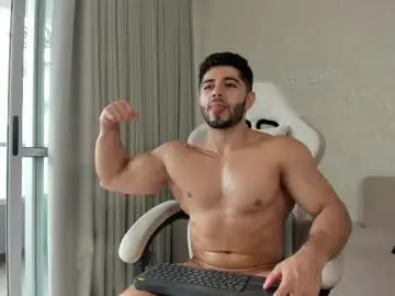 Chaturbate Best live sex cam show of thiago_moretti