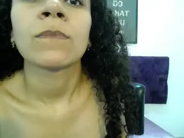 Chaturbate Adult Video Chat of little18doll