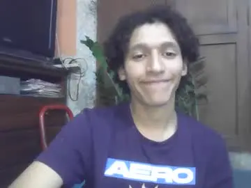 Chaturbate Free Porn Cam of alejandroperdomo8481