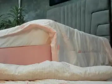 Chaturbate Nude Webcam of isa_lancaster