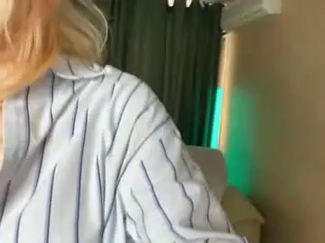 Chaturbate Watch Live Sex Cams of lily_spark_