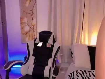 Chaturbate Watch Live Sex Cams of chloemoreti
