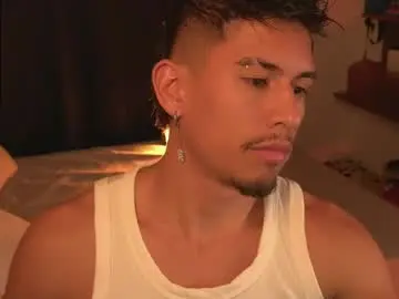 Chaturbate Watch Live Sex Cams of aaronfox_