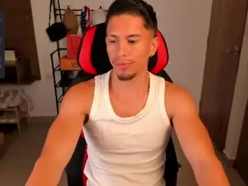 Chaturbate Watch Live Sex Cams of aaronfox_