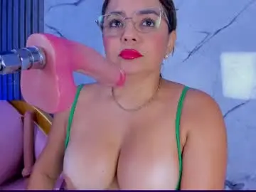 Chaturbate Adult Video Chat of shayra_boobs2