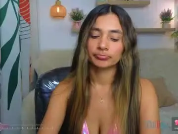 Chaturbate Sex Cam of sharlott_pamela