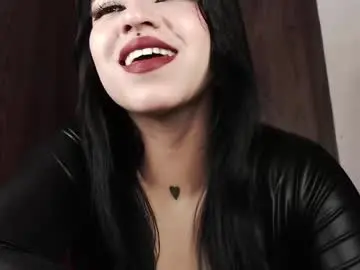 Chaturbate Sex Chat of heatherdemonzx_