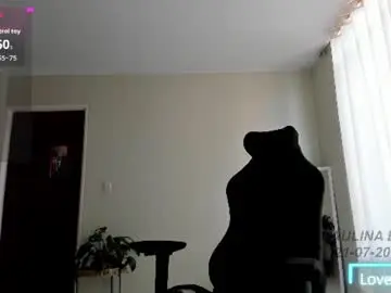 Chaturbate Live Sex Cam of polybarnett