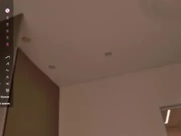 Chaturbate Live Sex Cam of bella__sss