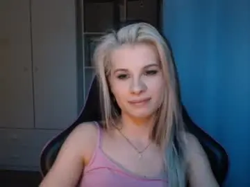 Chaturbate Best live sex cam show of kristineamore