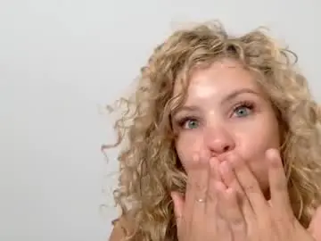 Chaturbate Sex Chat of theislandgirl