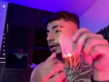 Chaturbate Live Sex Cam of juancamilo66_