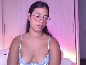 Chaturbate Best live sex cam show of raven_stonee01