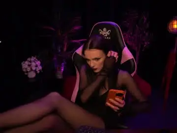 Chaturbate Free Live Porn of wild_alice_me