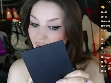 Chaturbate Free Live Porn of mistress_darsy