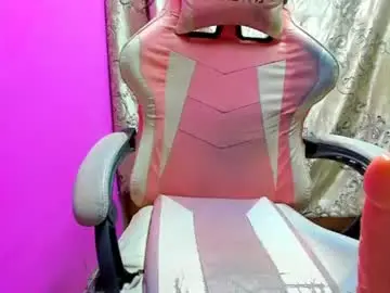 Chaturbate Live Sex Cam of violetlivia