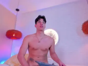 Chaturbate Live Sex of benjamin_more
