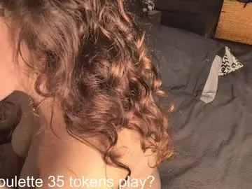 Chaturbate Free Porn Cam of leediseeeex
