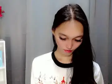 Chaturbate Adult Video Chat of charm_fuckdoll8