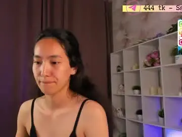Chaturbate Free Live Porn of yummy_lamii
