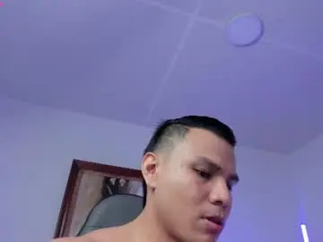 Chaturbate Best live sex cam show of roy__constance
