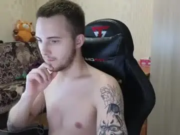 Chaturbate Nude Webcam of golden_boyyy21