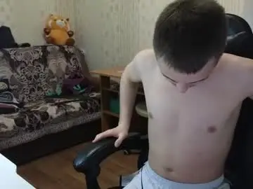 Chaturbate Live Porn of golden_boyyy21