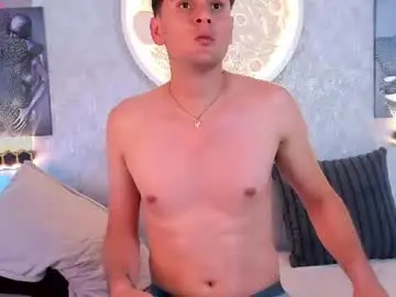 Chaturbate Live Sex Cam of taylor_bigcock_7896