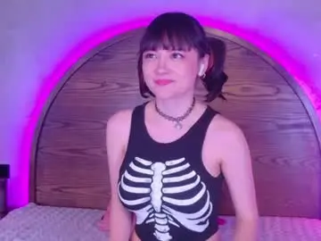 Chaturbate Watch Live Sex Cams of emily_amura