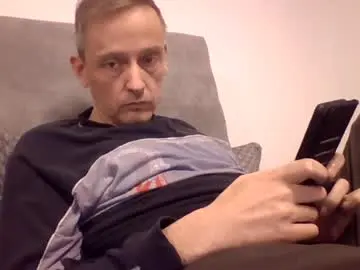 Chaturbate Sex Cam of little_willy82